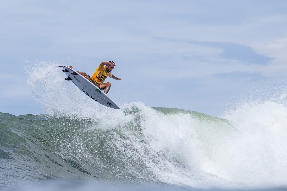 Hurley on LinkedIn: Hurley)( Pro Surfer Filipe Toledo Wins Surf City El  Salvador Pro