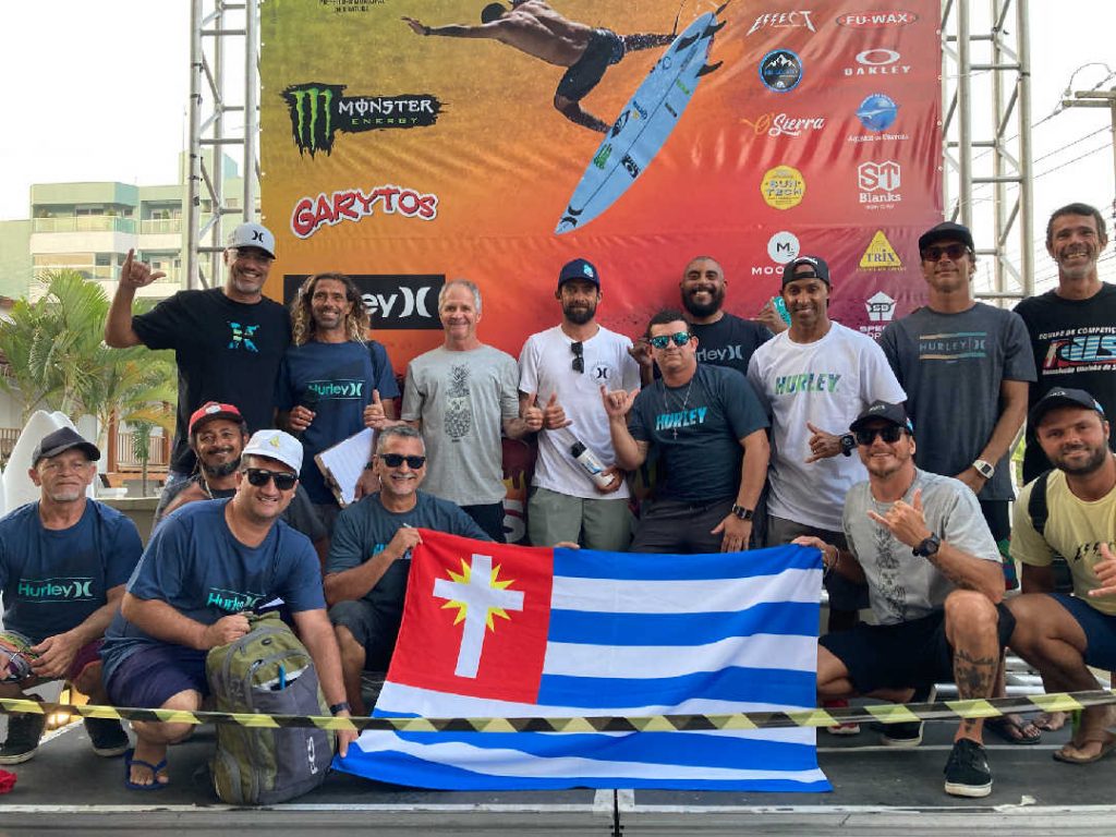 Filipe Toledo é campeão da etapa de El Salvador do Mundial de Surfe –  Prefeitura Municipal de Ubatuba