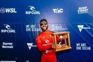 Filipe Toledo é campeão da etapa de El Salvador do Mundial de Surfe –  Prefeitura Municipal de Ubatuba